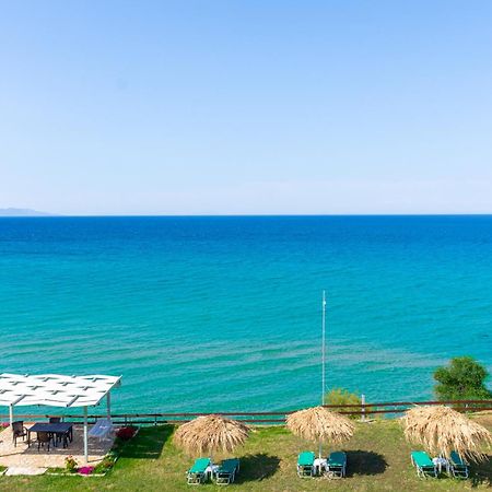 Baywatch Apartments On The Beach By "Elite" Amoudi Exterior photo